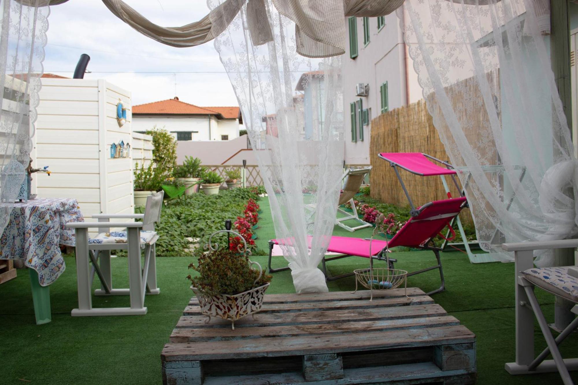 La Coccinella Apartment Marina Di Pisa Exterior photo